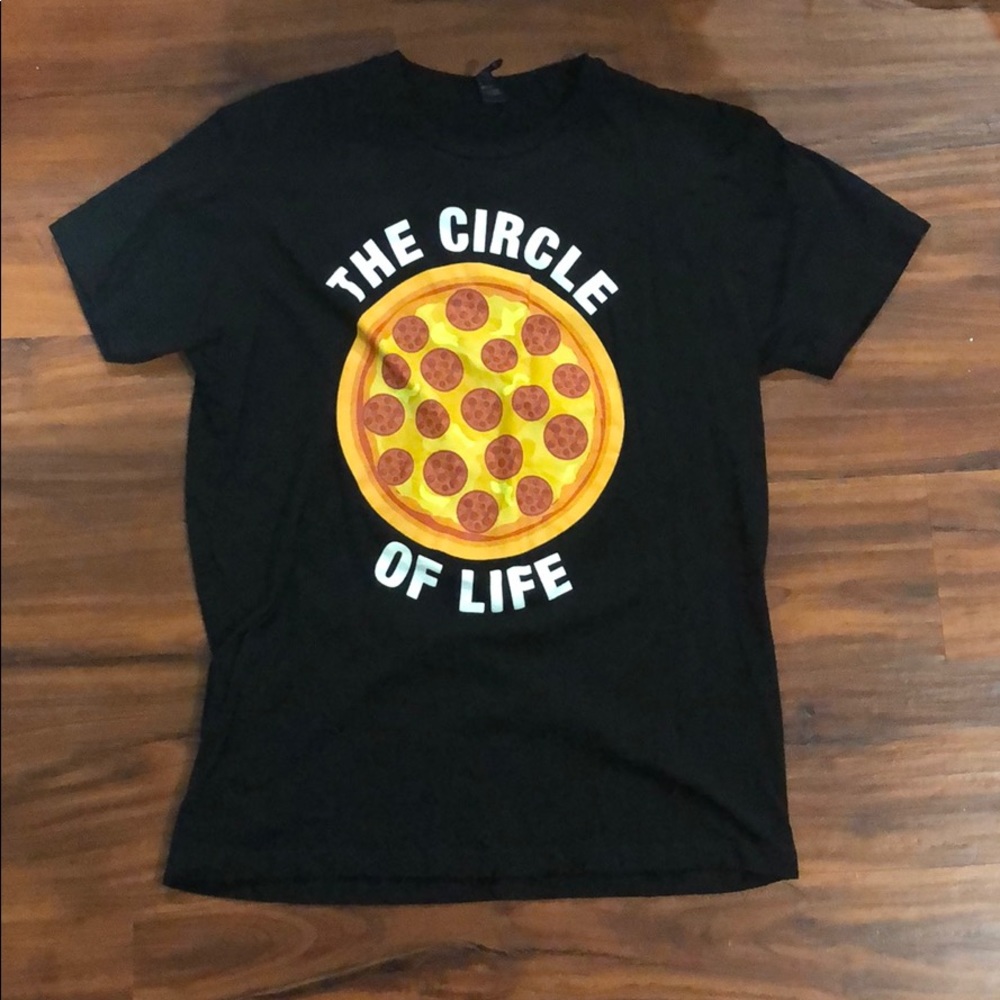 Black tee